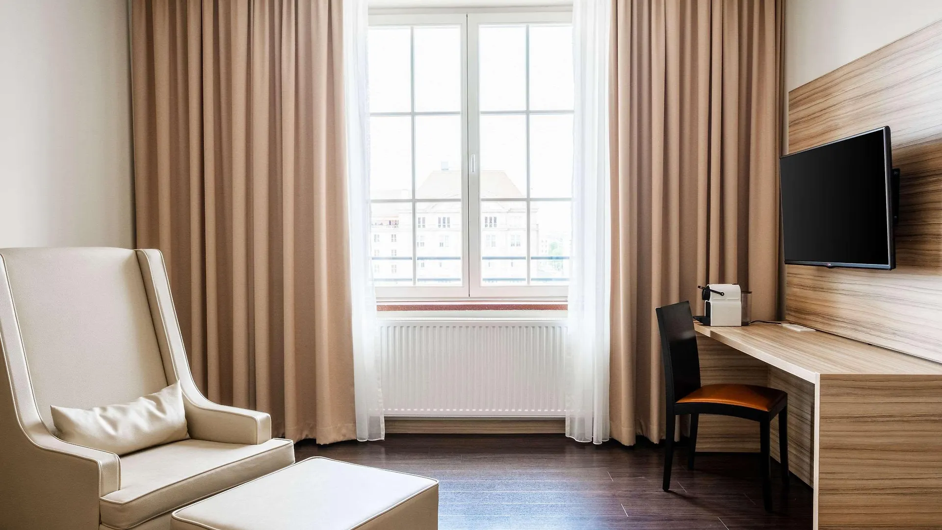Star G Hotel Premium Dresden Altmarkt 3*,  Germania