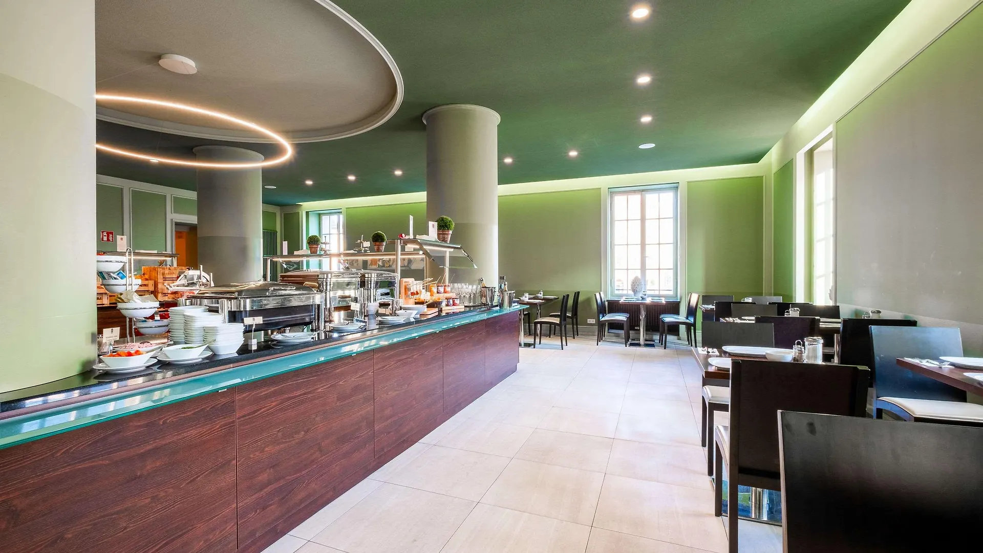 Star G Hotel Premium Dresden Altmarkt 3*,